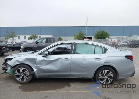2021 Subaru Legacy Premium z USA, uszkodzony, nr VIN 4S3BWAF6XM3012573